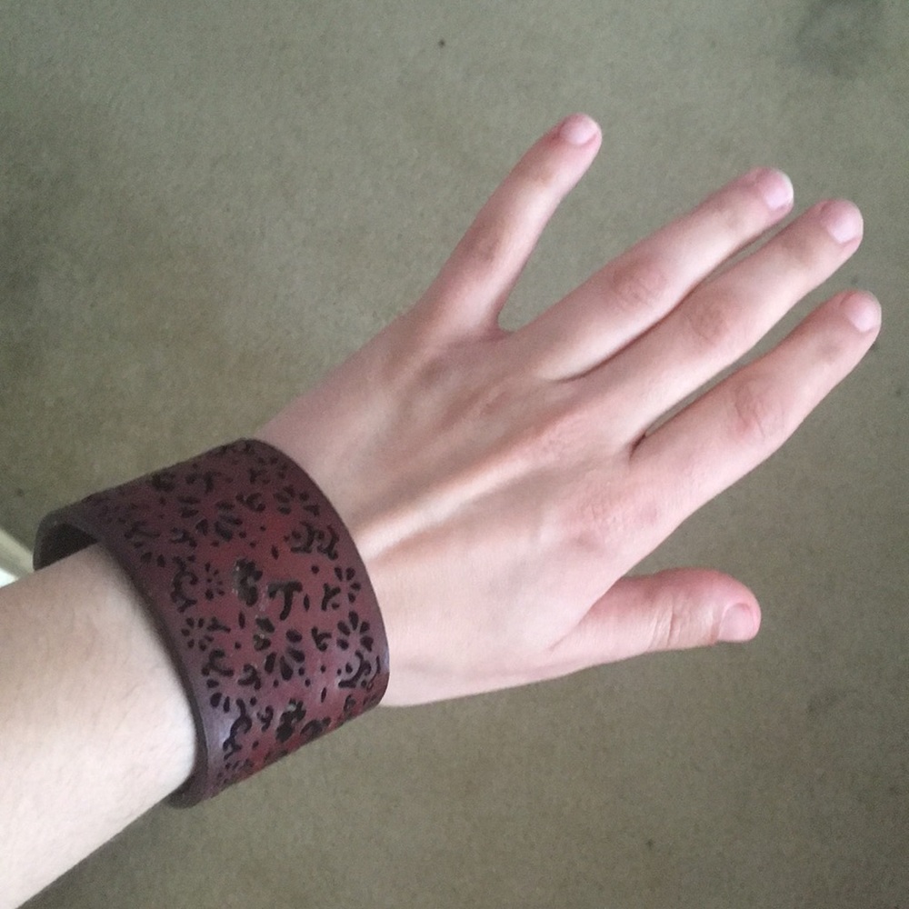 Leather cuff
